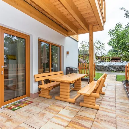 Апартаменты Mandl Sauna Pool Rollstuhlgaengig Майсхофен