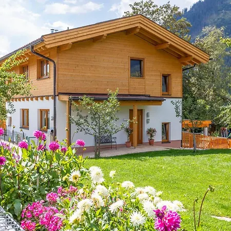 Mandl Sauna Pool Rollstuhlgaengig * Maishofen